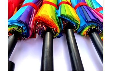 Regenbogen-Regenschirm